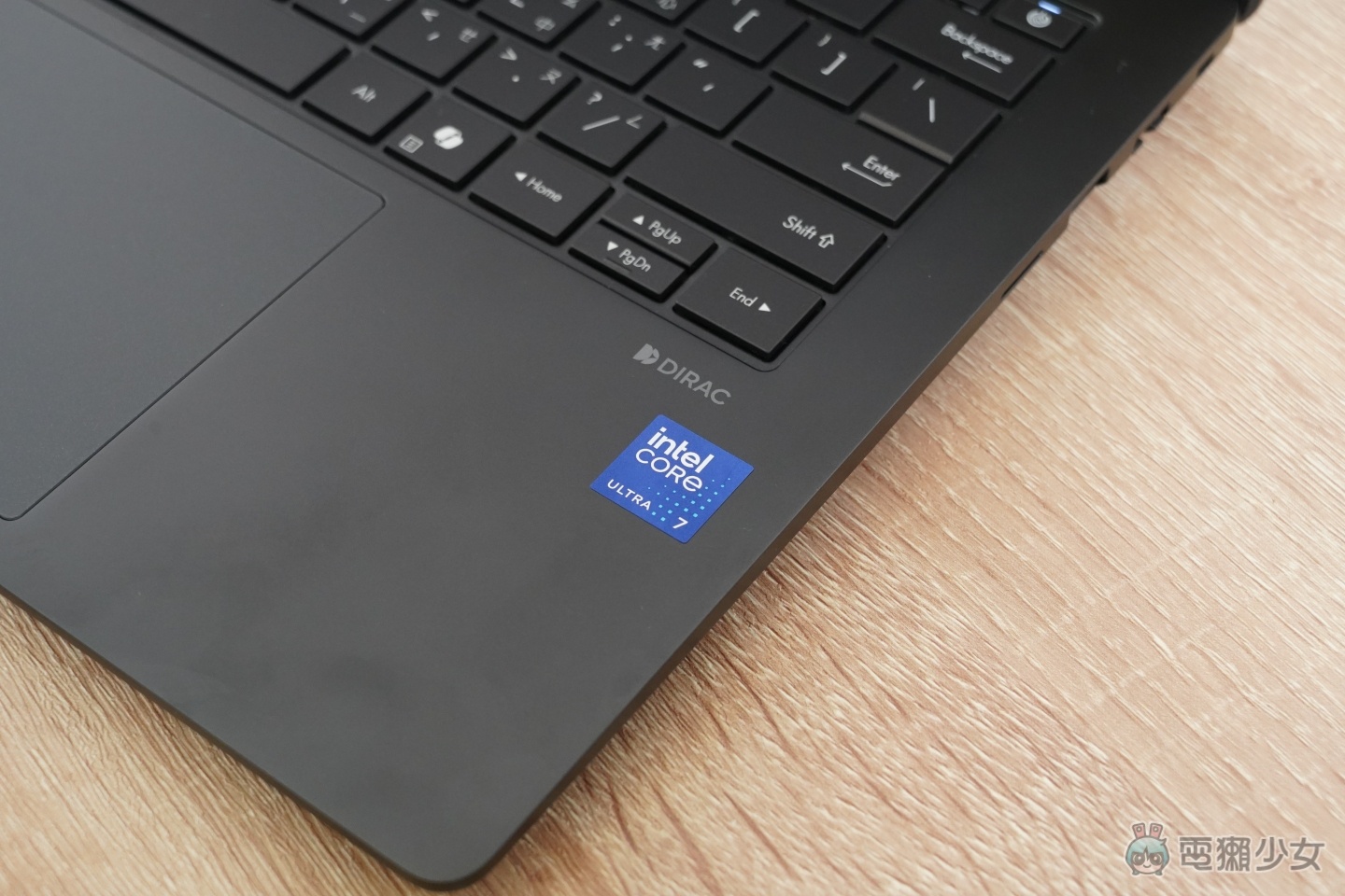 【開箱】ASUS ExpertBook B5 （B5405CCA）出門在外最挺你的商務好夥伴