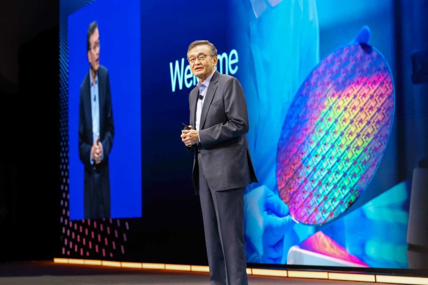 拒絕 8GB 殘念！搭載 Intel Wildcat Lake 的平價新機亮相，同樣價格記憶體、儲存空間直接給雙倍！