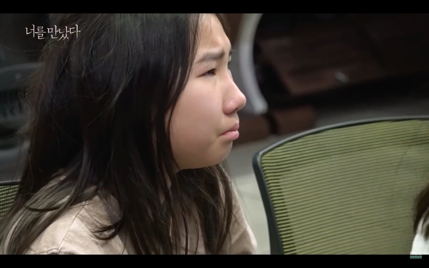 用 VR 和病逝愛女重逢！韓國節目打造虛擬實境，幫助一位母親走出傷痛，感動百萬網友