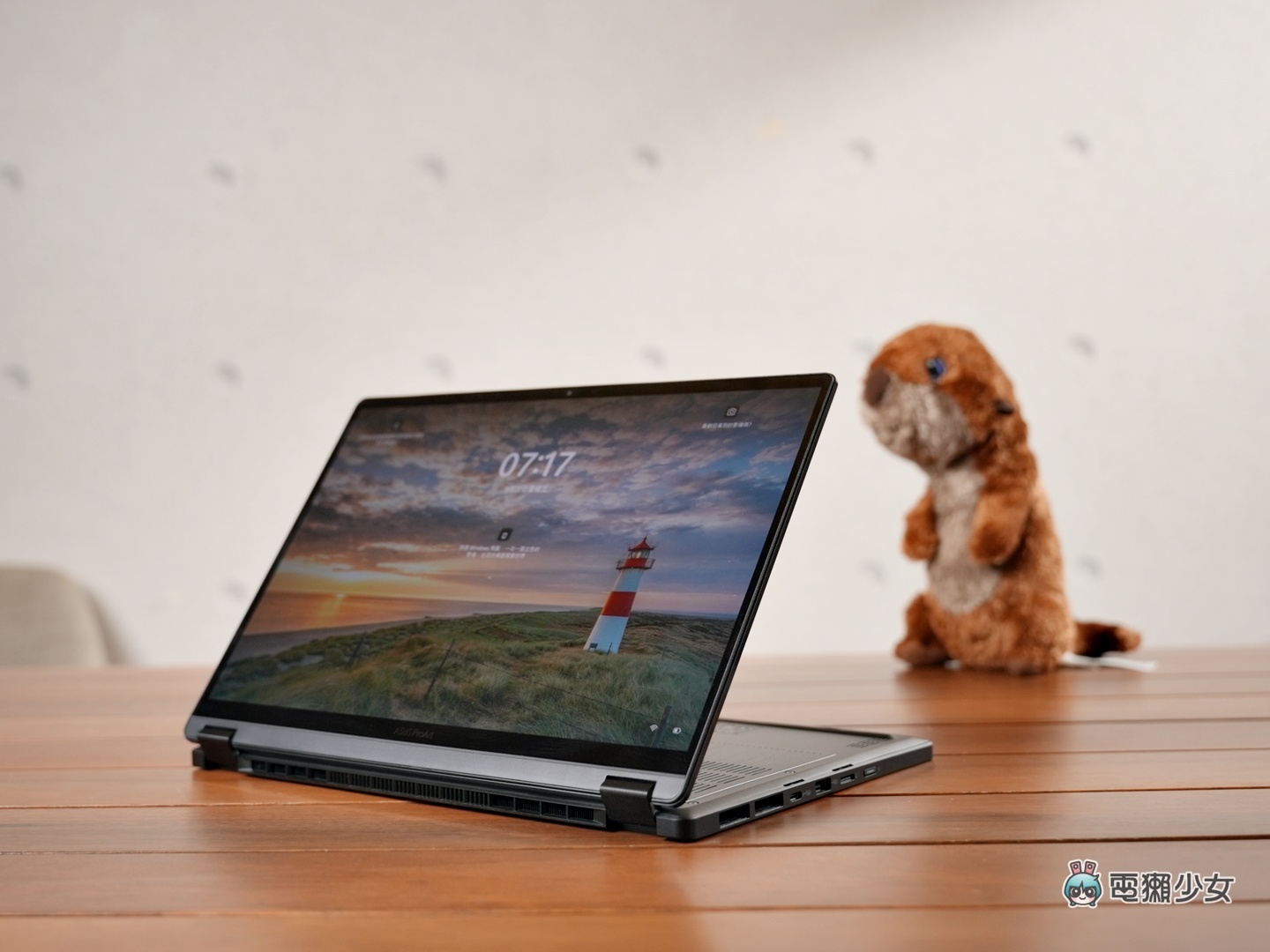 二合一創作者筆電好用？ASUS ProArt PZ13 戶外型 Copilot+ PC、高通處理器還有華碩獨家 AI 軟體，創作．就此開始！