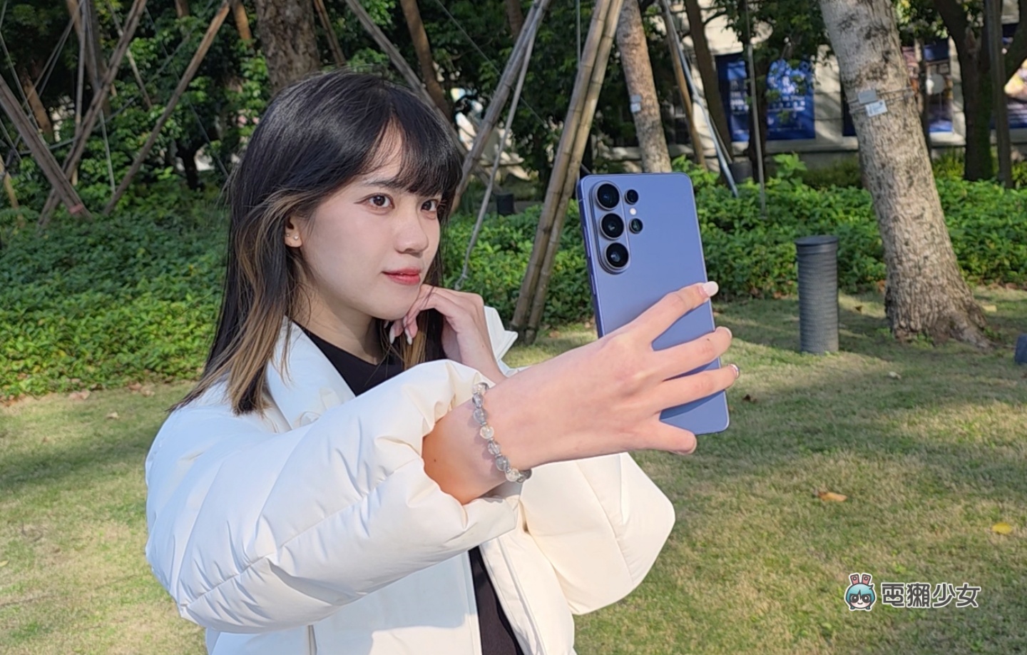 Galaxy S26 Ultra vs Galaxy S25 Ultra 拍照實測：演唱會神機再進化？人像、微距與變焦表現一次看