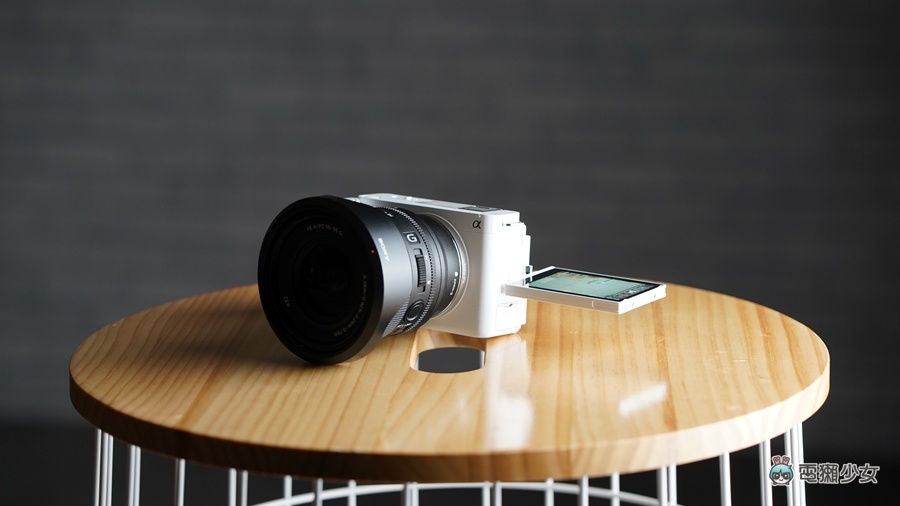 開箱｜Sony ZV-E1，全世界最輕巧的全片幅、可換鏡頭 Vlog 相機！