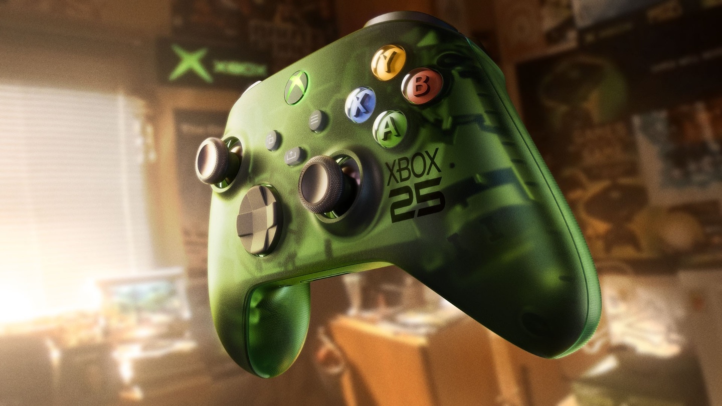 Xbox 新任執行長在 FanFest 上送限量主機 現場粉絲嗨翻