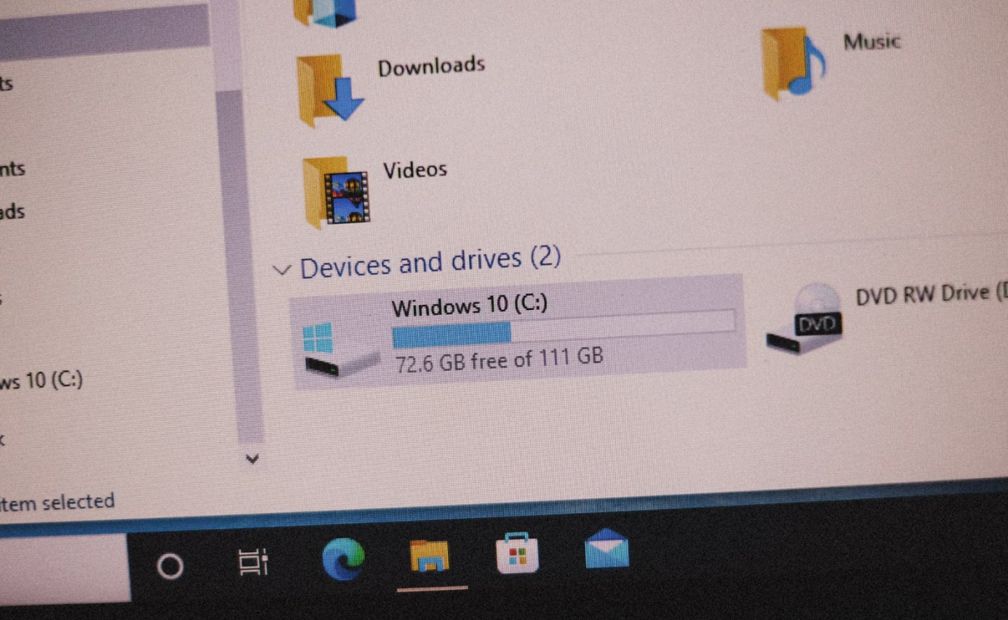 隨身碟一定要「安全地移除硬體」才能拔？Windows 其實早就改了，但這種情況還是不能直接拔