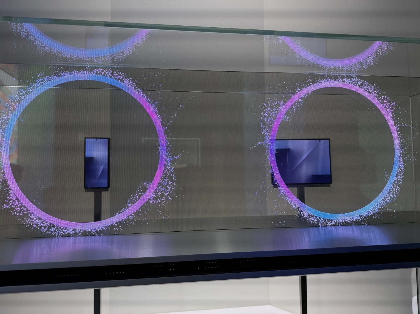 Samsung 三摺摺疊機現身！真的要來了？