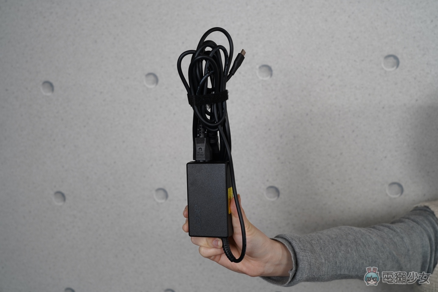 【評測】Acer Swift Air 16 上手體驗:打破物理限制?輕得像「模型機」的 16 吋筆電 【評測】Acer Swift Air 16 上手體驗:打破物理限制?輕得像「模型機」的 16 吋筆電