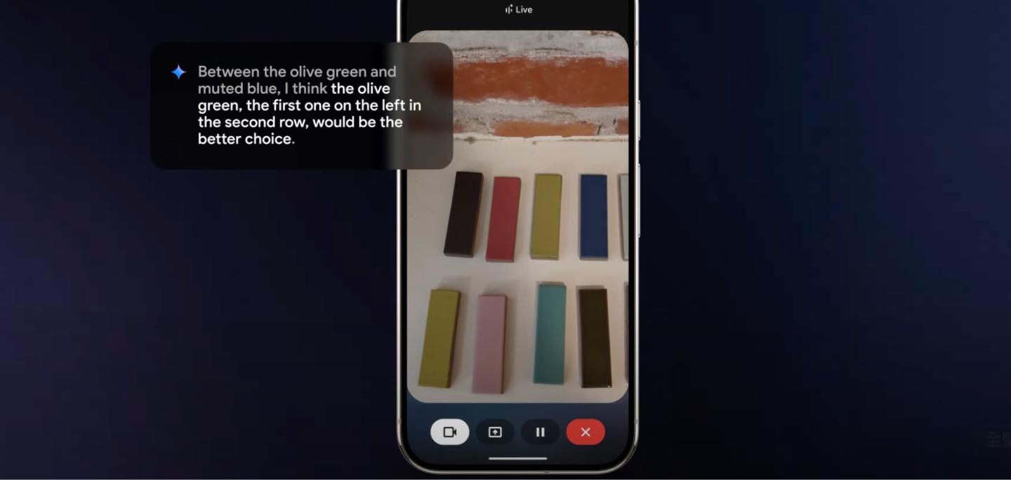 Google Gemini Live新功能曝光！AI能看你的螢幕與鏡頭畫面，解決選擇困難症」