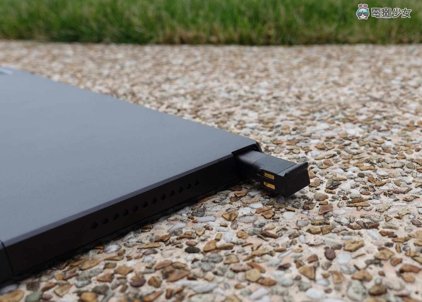 開箱｜ASUS Chromebook Detachable CM3 (CM3000) 小巧機身但有長續航，居家工作及娛樂良伴就是它！
