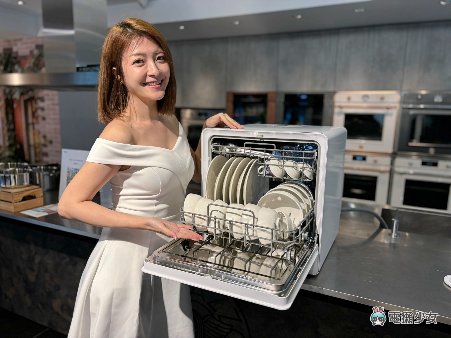 出門｜適合小家庭！嘉儀 KE 桌上型洗碗乾燥機，免安裝水線就能直接用，售價新臺幣 17,500 元