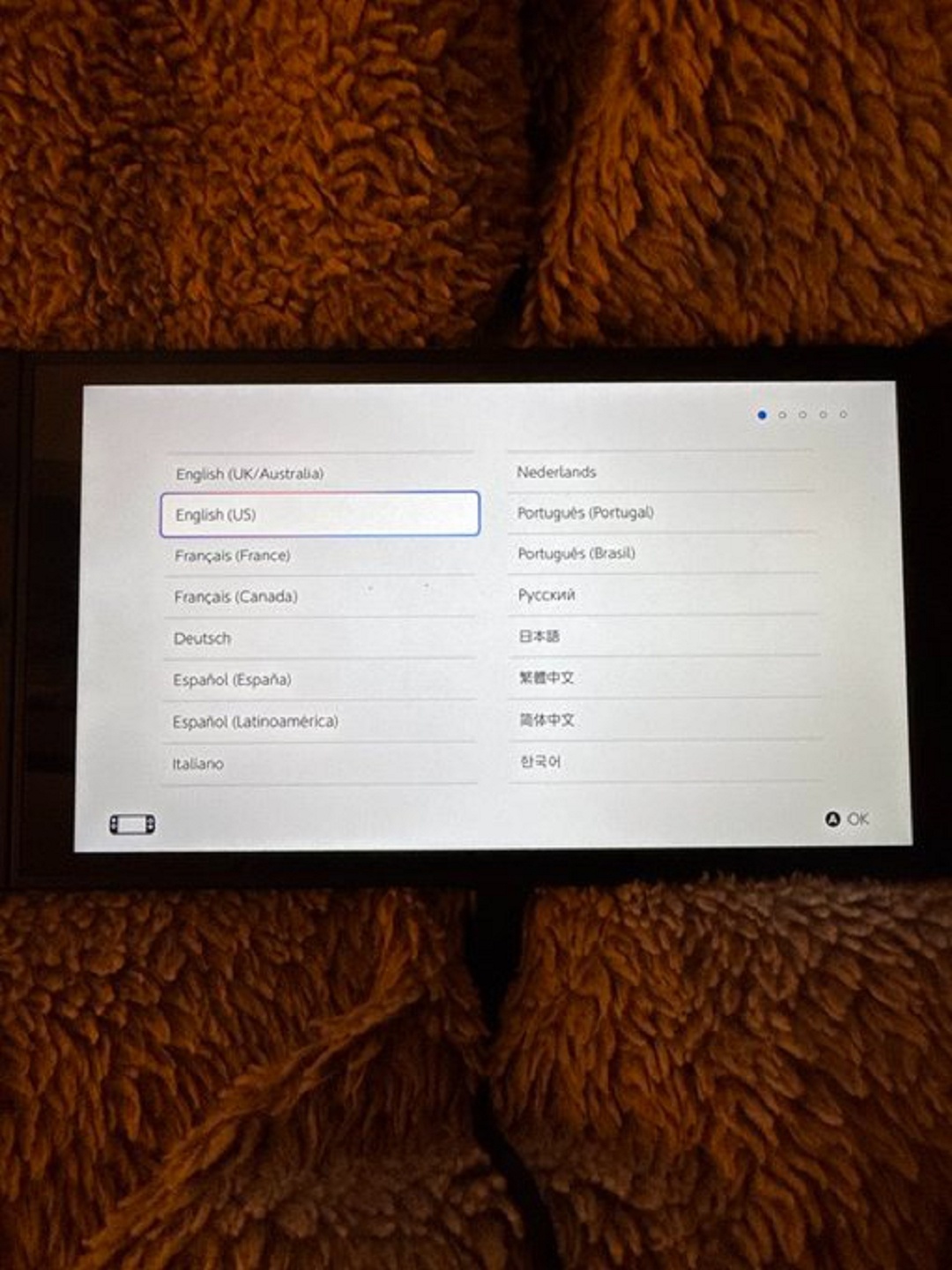 任天堂 Switch 2 全球開賣 美國玩家開箱發現螢幕被釘爆？