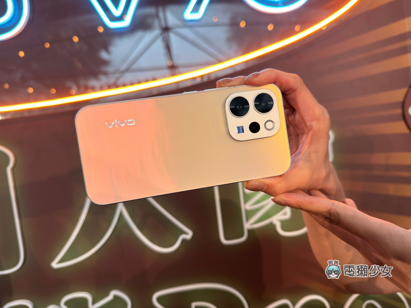 vivo V70 系列登台！演唱會拍攝輕鬆出大片