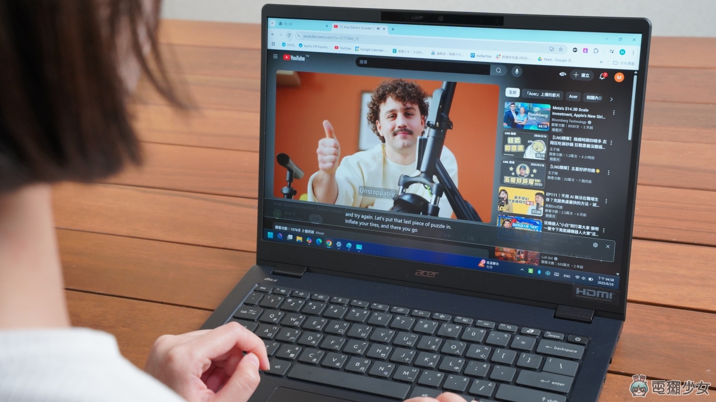 Acer TravelMate P6 14 AI 開箱｜輕巧、智慧、永續 一台真正懂生活的商務 AI 筆電