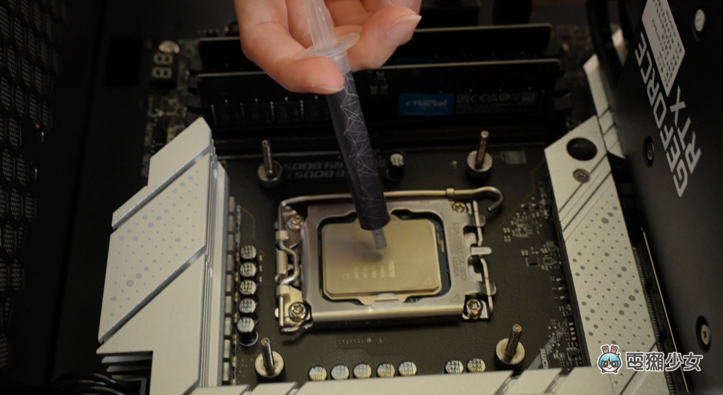 一體式水冷安裝真的不難！頂尖 CPU Intel® Core™ i9-12900KS 教你如何在家簡易超頻