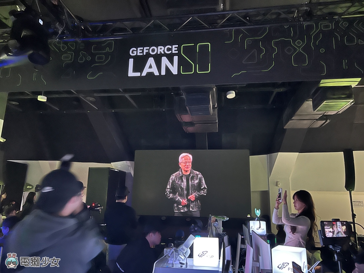 NVIDIA RTX 50 系列顯卡 CES 2025 震撼登場！5090 將近 2,000 美金？