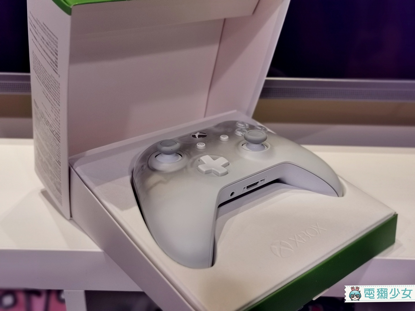 私物開箱｜我有你沒有，Xbox One白色特別版無線控制器