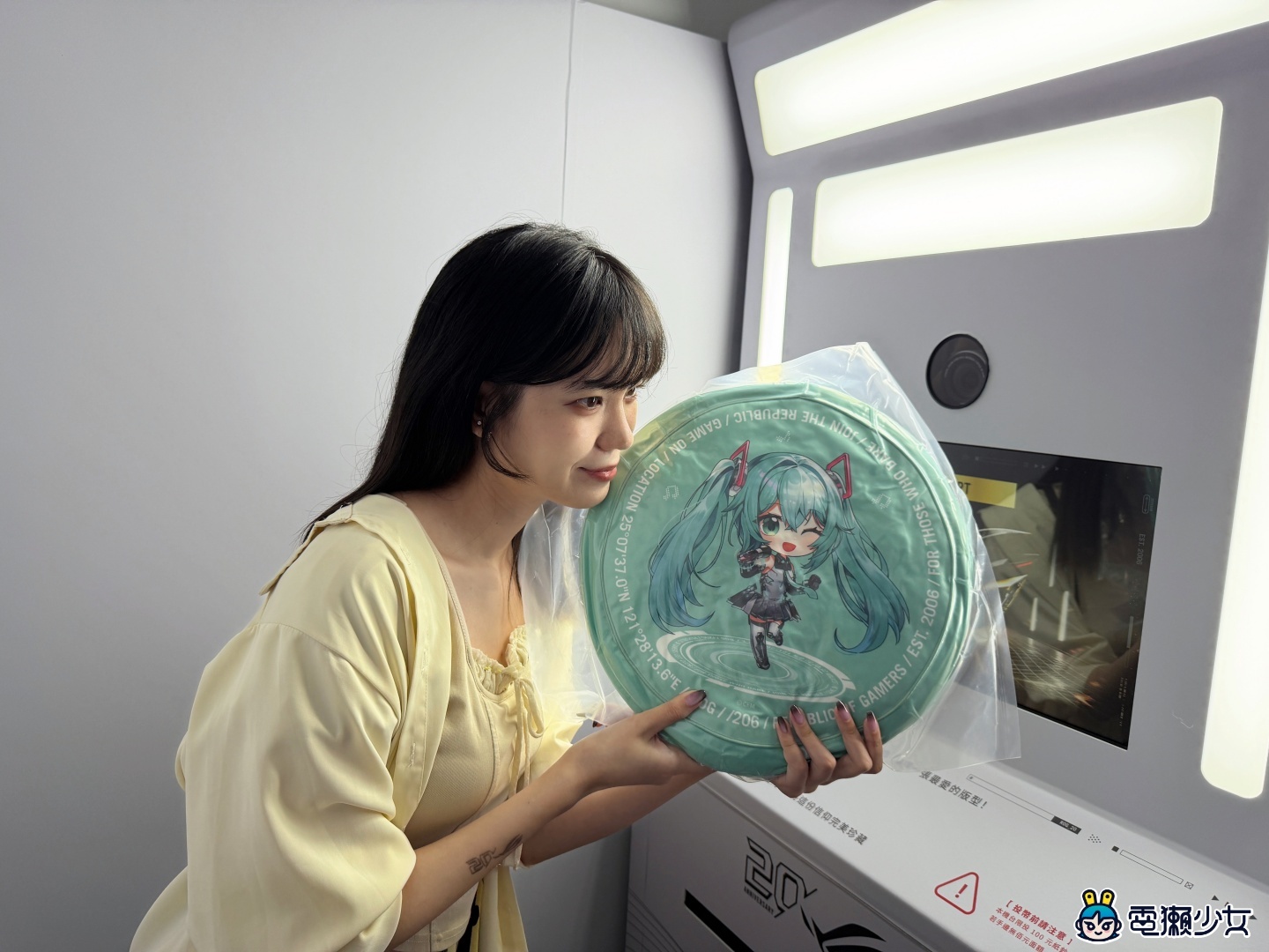 出門｜ROG 20 週年特展帶你看！43.9 萬限量套裝本人長這樣？現場還有這台掌機可以抽！