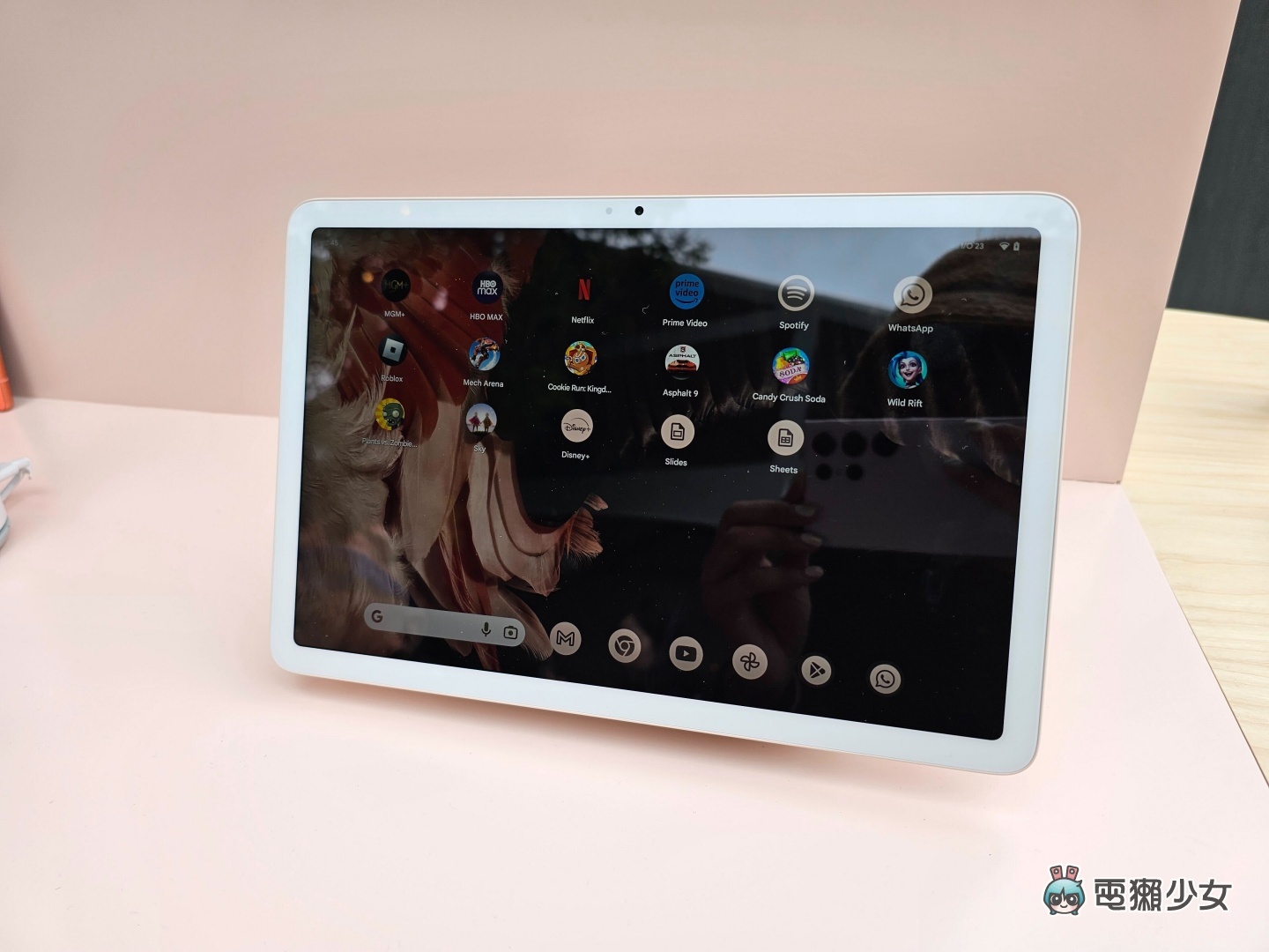 Google Pixel Tablet 亮相！具備 11 吋螢幕 吸上底座就能化身智慧家庭的靈魂角色