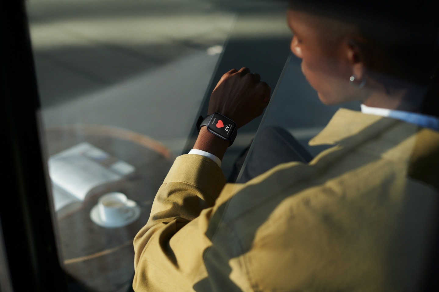 OPPO Watch 系列手錶本週開賣！精緻質感外型 續航還長達 21 天，售價新台幣 6,990 元起