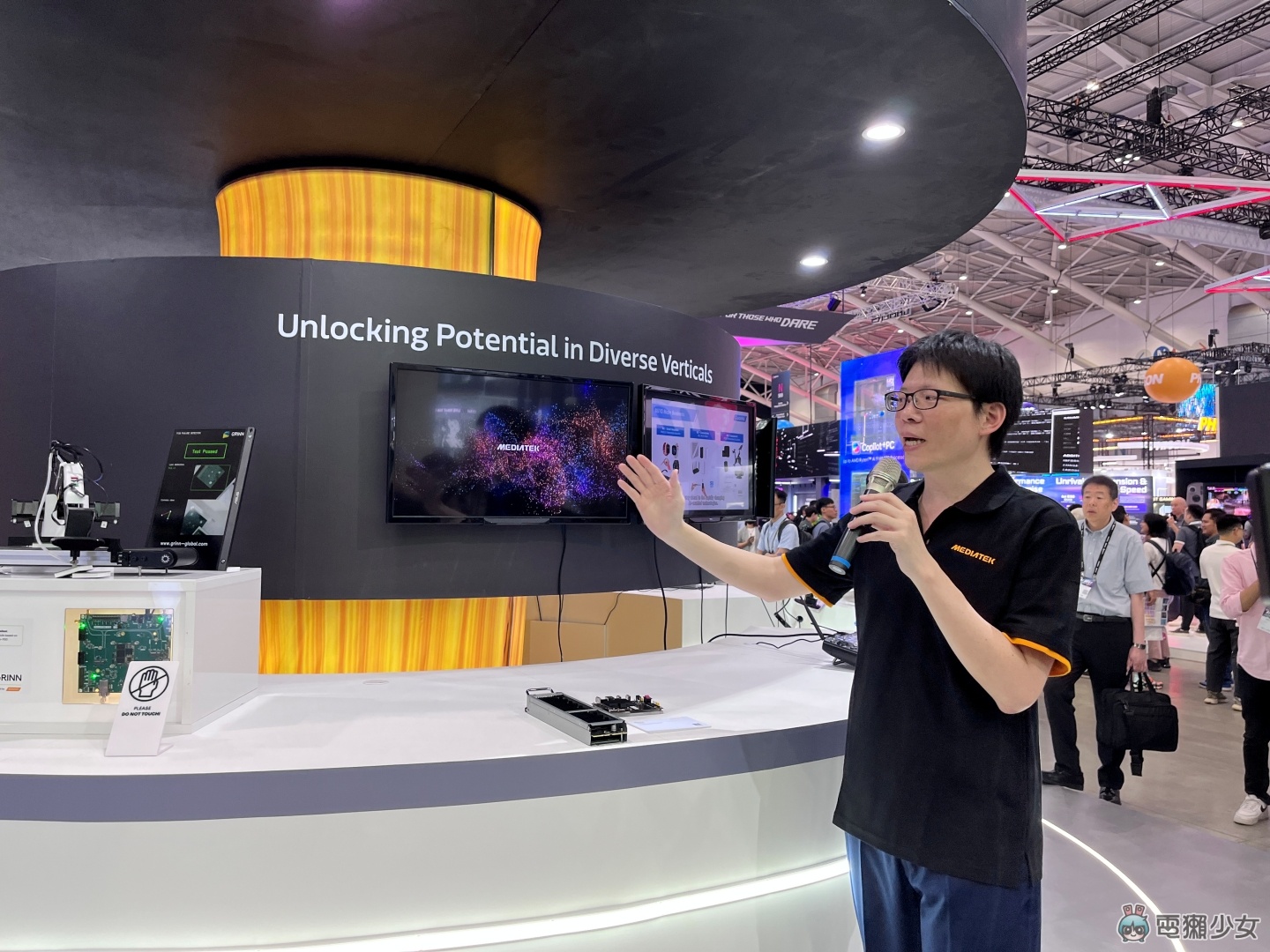 Computex 2025｜聯發科技展區：從混合運算到 AI 生活地圖 一站式體驗未來科技