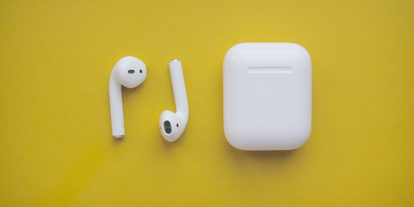 因 AirPods 系列受歡迎 美國海關查獲假藍牙耳機的紀錄創新高 估計蘋果約有 32 億的損失