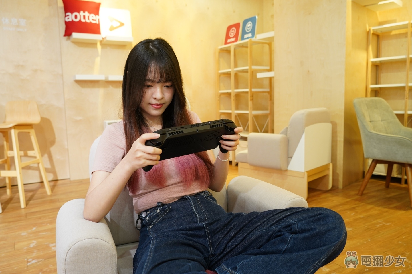 【開箱】ROG Xbox Ally X 開箱：Windows 掌機介面大進化