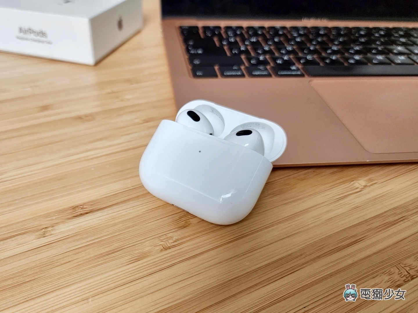 開箱｜蘋果最新的 AirPods 3 升級有感嗎？音質、續航力表現如何？值不值得買？