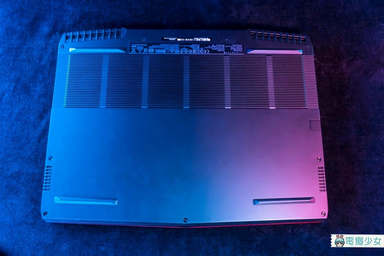 Alienware m15外星人電競筆電首度輕量化，變輕還能這麼潮是怎麼做到的？