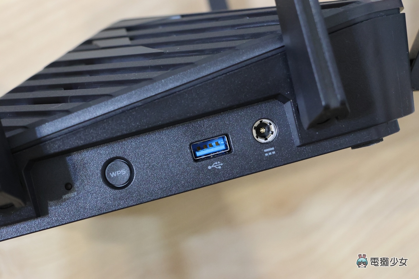開箱｜Wi-Fi 6E 來了！Acer Predator Connect W6 電競三頻路由器，超高速傳輸該玩遊戲囉