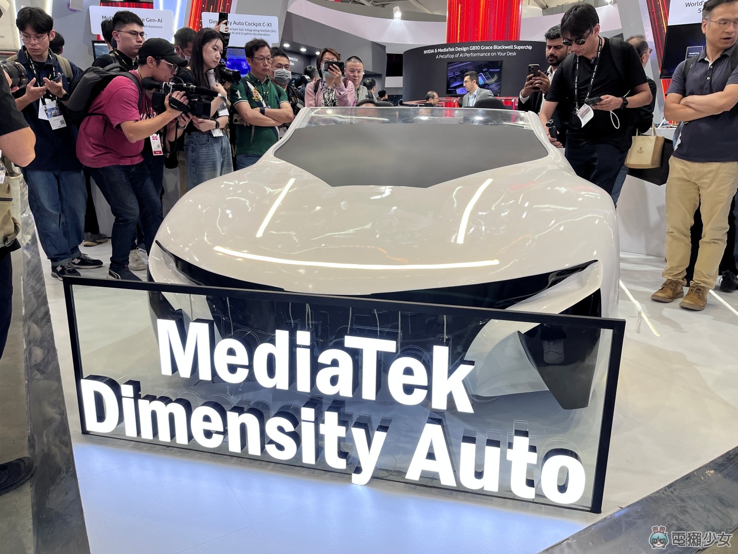 Computex 2025｜聯發科技展區：從混合運算到 AI 生活地圖 一站式體驗未來科技