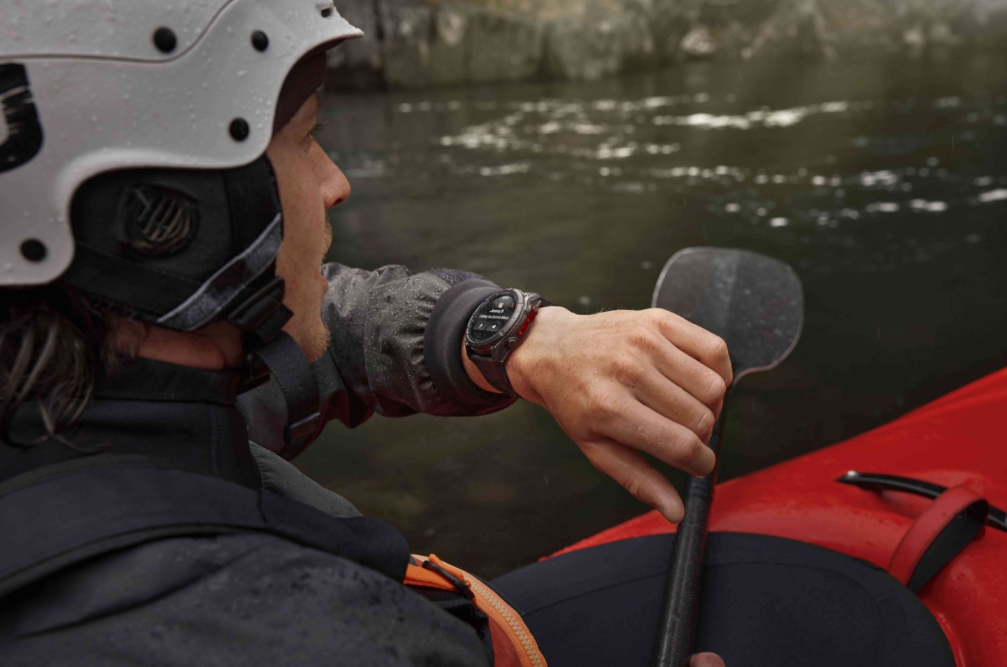 Garmin fēnix 8 Pro 登場！全球首款 MicroLED 智慧錶，內建腕上直接發送 SOS 功能