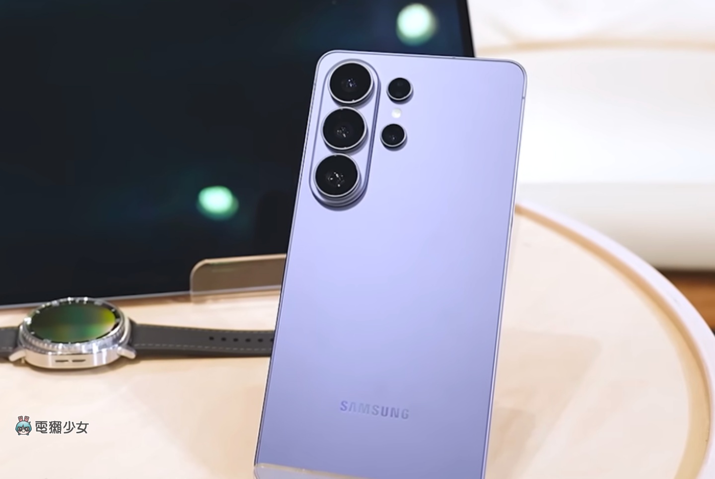 出門|臺灣有 eSim了!三星 Galaxy S26 系列全新鏡頭設計與內建螢幕防窺 快速體驗分享 出門|臺灣有 eSim了!三星 Galaxy S26 系列全新鏡頭設計與內建螢幕防窺 快速體驗分享