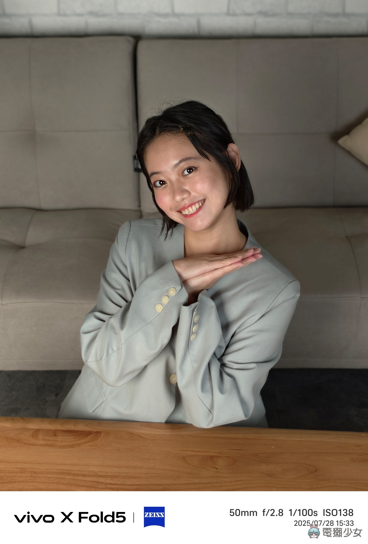 vivo X Fold5 開箱體驗：摺疊機也能又輕又強勁 蔡司鏡頭拍起來太好看了！