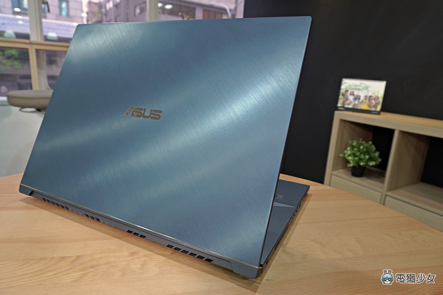 開箱｜華碩『 ASUS ProArt StudioBook Pro 17 (W700) 』，製作 3D 動畫高效又穩定，創作者在意的點全包了！