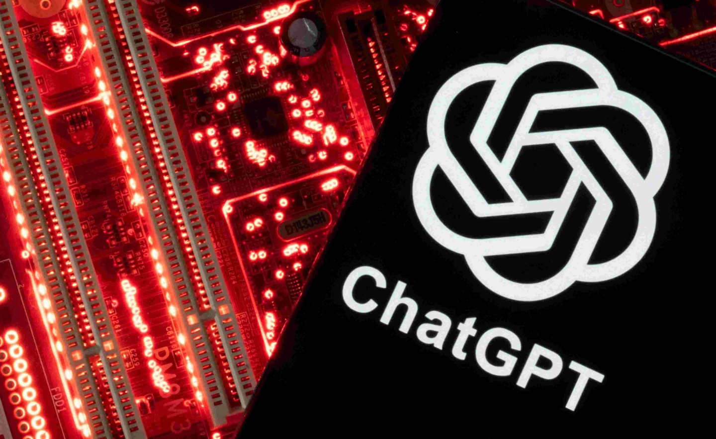ChatGPT 爆出 11 萬筆個資外洩 Google 查到私密對話紀錄 OpenAI 緊急說明 關閉分享功能