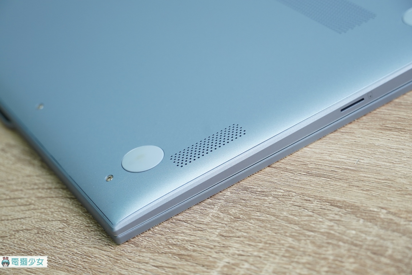 開箱｜『 ZenBook S13 (UX392) 』美‧力無邊 屏占比高達97%，A4機身藏有近14吋螢幕 (10/15更新)