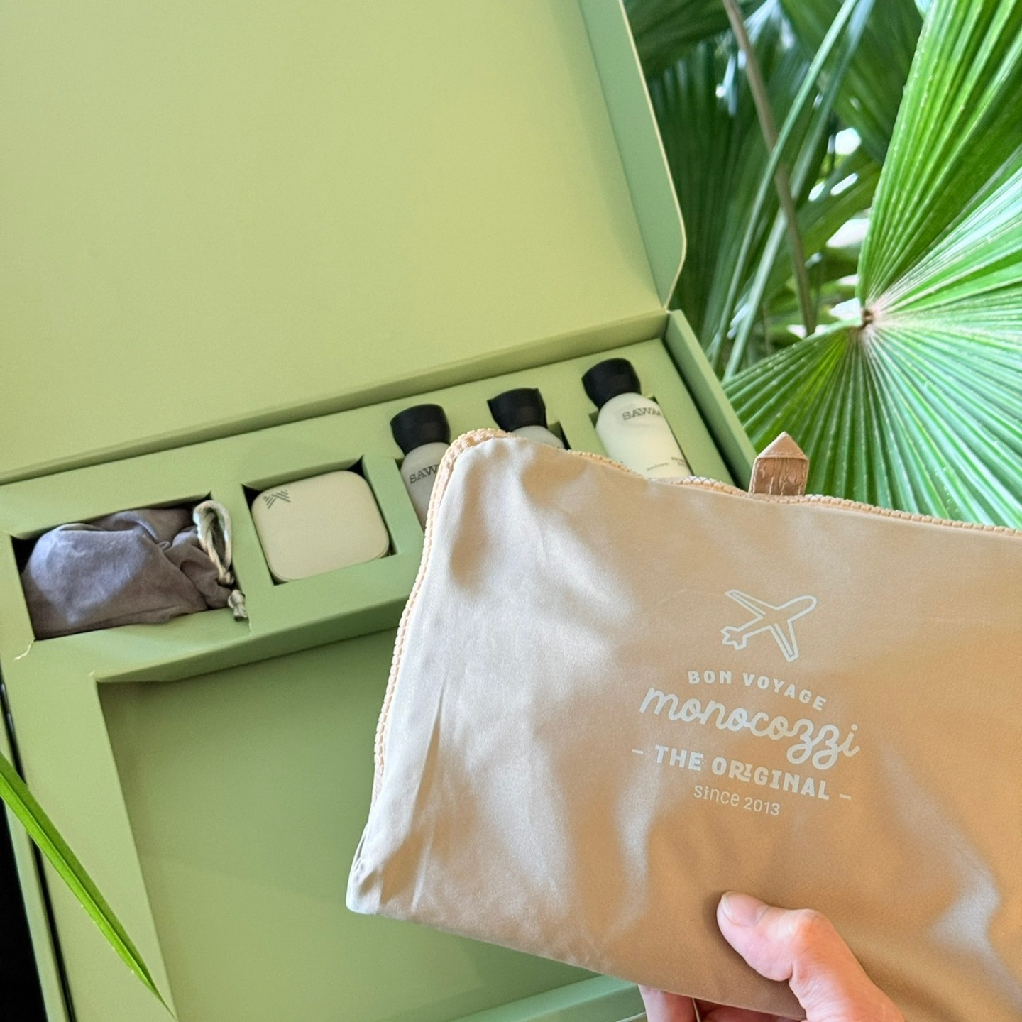 LAUT x Bunni Konbiny 小兔盲盒開箱！德誼 Apple 普發一萬優惠、萬元音響一次看