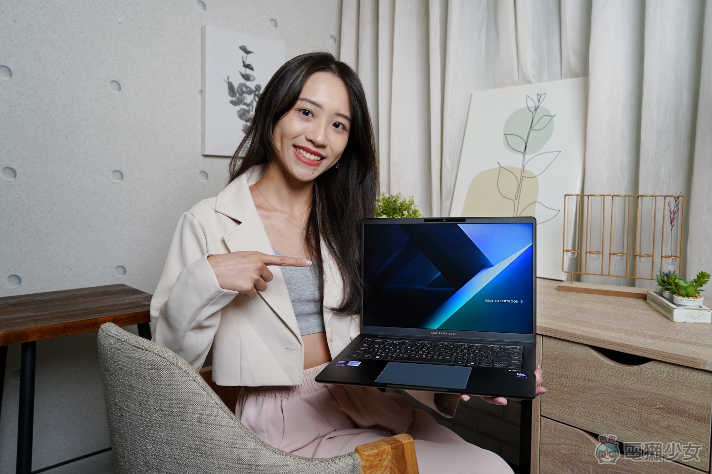 【開箱】ASUS ExpertBook B5 （B5405CCA）出門在外最挺你的商務好夥伴