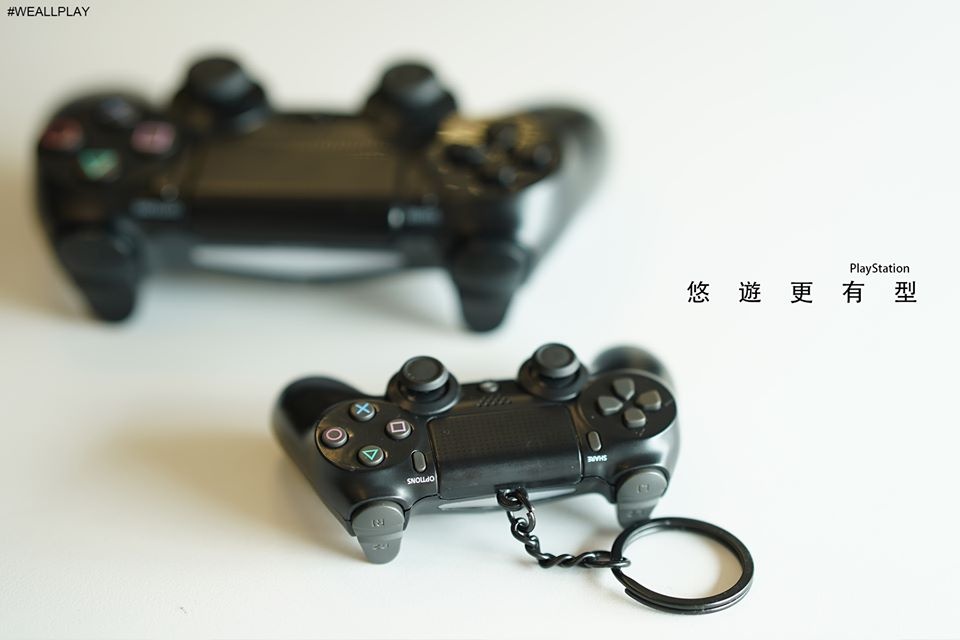 限量 300 組 PS4 搖桿造型悠遊卡！購買『 PlayStation 春遊趣 』指定商品滿額贈 這次沒搶到就要等夏天了！