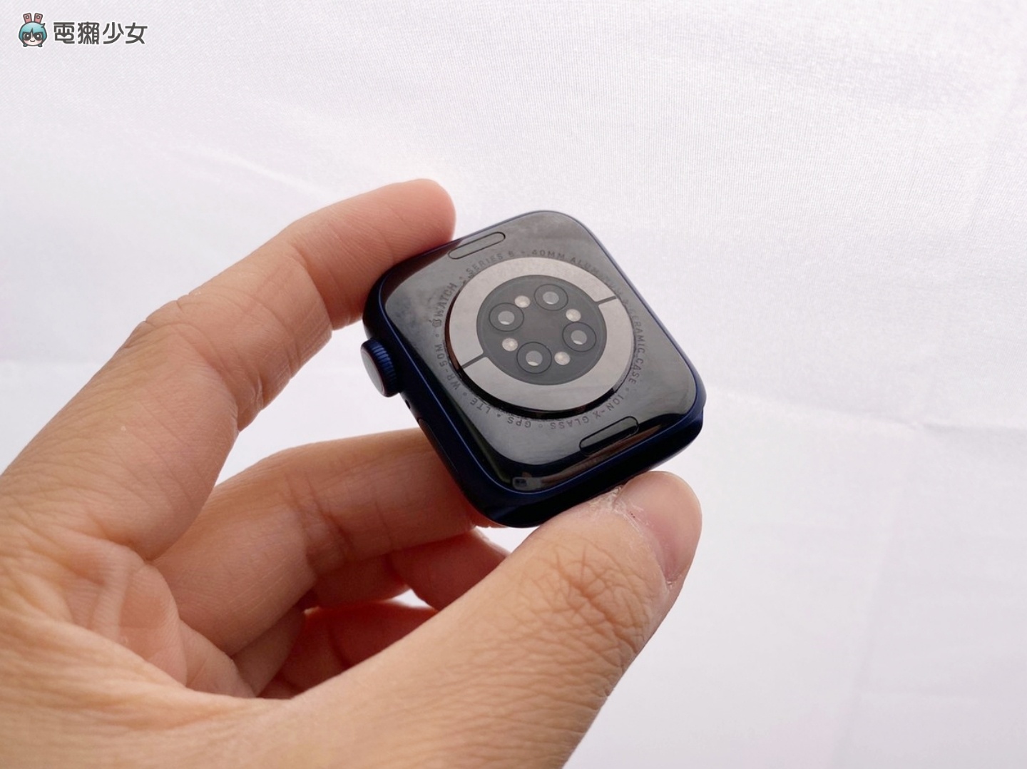 開箱｜Apple Watch Series 6 開箱！血氧偵測可以用啦！同場加映『 單圈表環 』配戴感受到底如何？